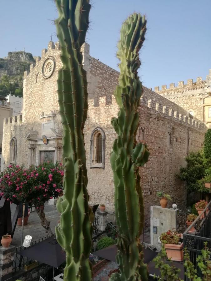 Casa Antica Savoia Apartment Taormina Luaran gambar