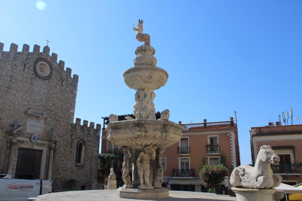 Casa Antica Savoia Apartment Taormina Luaran gambar